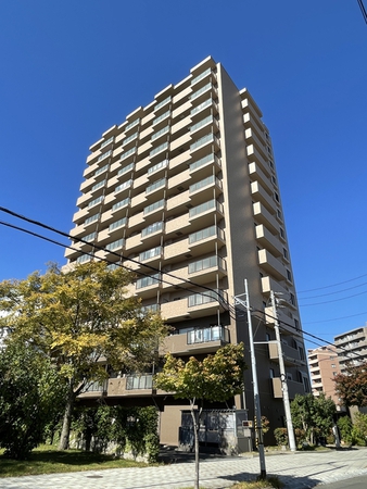 エクセルシオールデュオ学園の杜