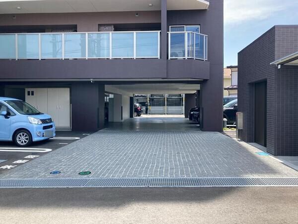 【アドグランデ長町南】駐車場入り口