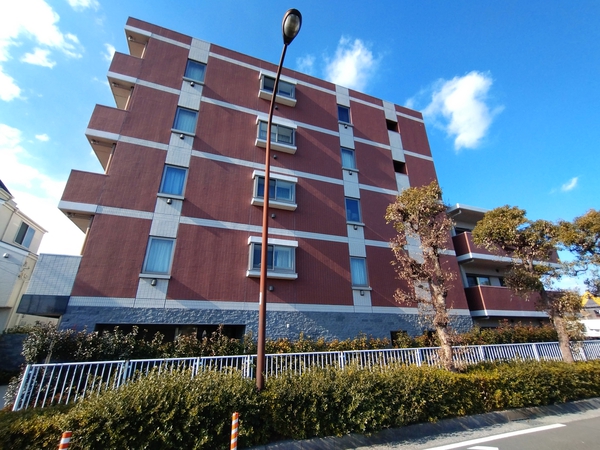 【ヴェルディーク稲城長沼】外観