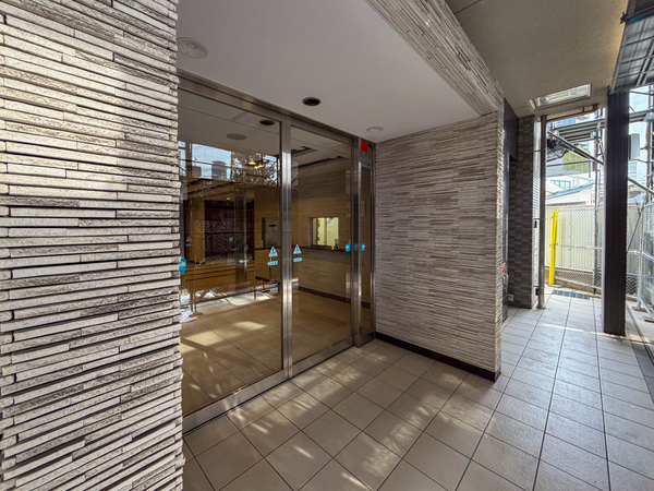 【エスリードフクシマリバーフロント】エントランス 【エスリードフクシマリバーフロント】エントランス