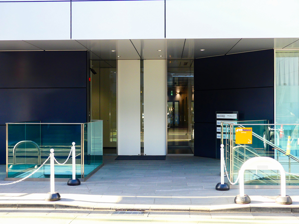 【セボン神宮前】エントランス 【セボン神宮前】エントランス