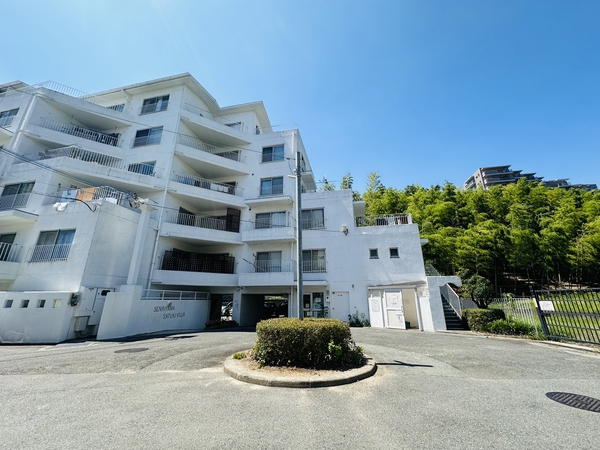 【千里山さつきヴィラ】外観 【千里山さつきヴィラ】外観
