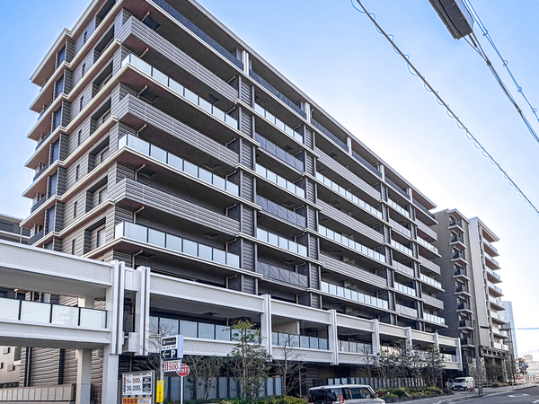 【レ・ジェイド大和高田駅前】外観