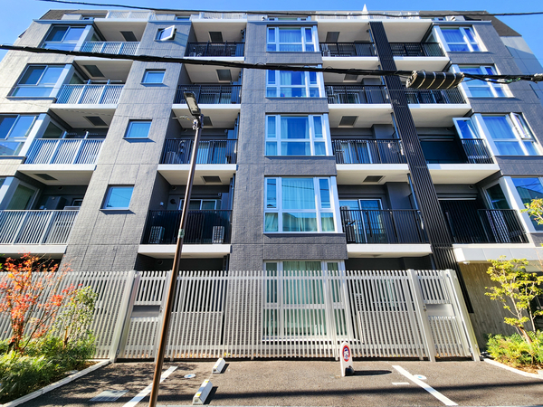 【オープンレジデンシア町屋コート】外観