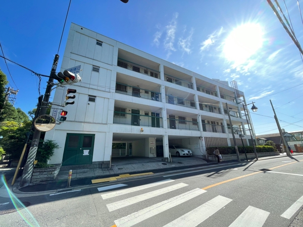 【山手町コーポラスA棟】外観