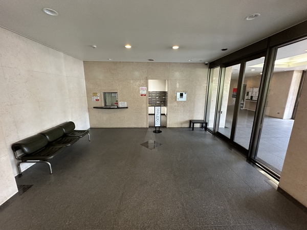 【サンフィール大宮宮原】エントランス 【サンフィール大宮宮原】エントランス