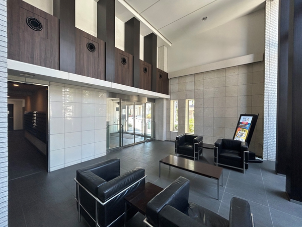 エントランスホール