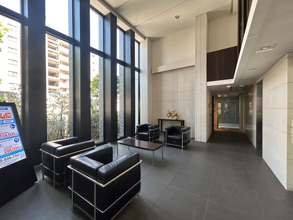 エントランスホール