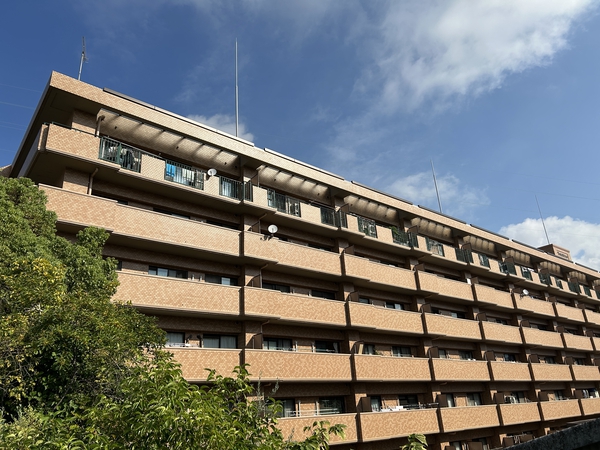 【ライオンズマンション海田堀川町】外観