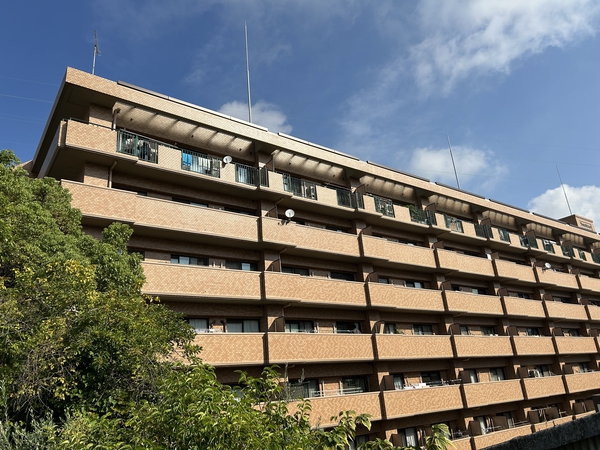 【ライオンズマンション海田堀川町】外観