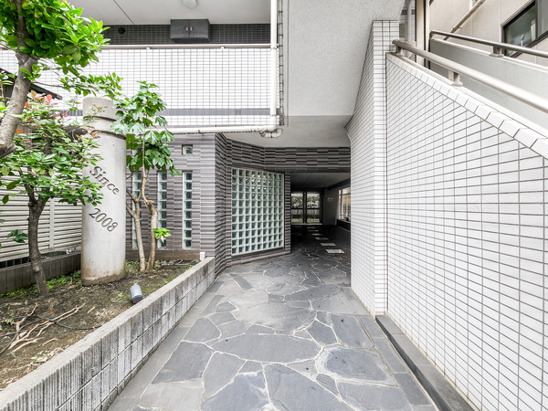 【ルリオン品川二葉】エントランス