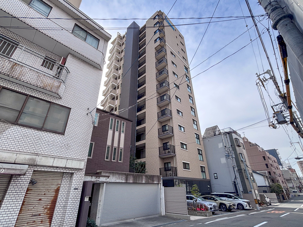 【プレサンスロジェ四天王寺前夕陽ヶ丘】外観