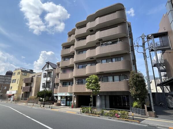 【モナーク梅島】スーパー、公園、コンビニなどが徒歩5分圏内。 【モナーク梅島】スーパー、公園、コンビニなどが徒歩5分圏内。