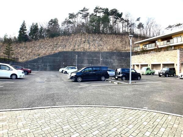 共用部分(駐車場2) 共用部分(駐車場2)