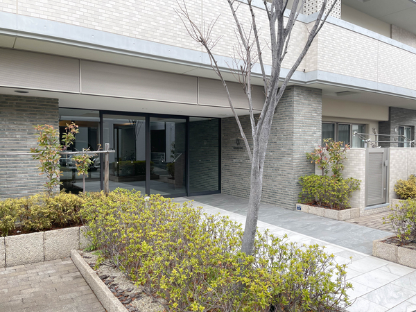 【ワコーレ甲南ザ・ハウス】エントランス