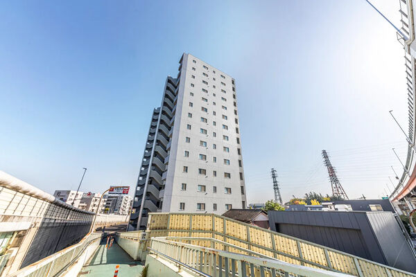 【マ・トール鹿浜ライフスクエア】外観