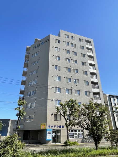 コモドム学園前 2枚目 コモドム学園前