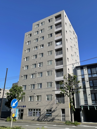 コモドム学園前