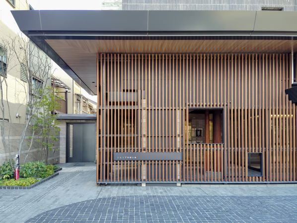 【シエリア京都二条】エントランス