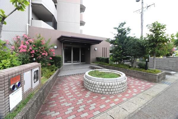 【スペリア勝川】エントランス