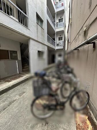 【光町ファミリーマンション】自転車置き場