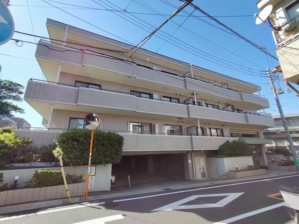 【グリュックヒューゲル】外観写真