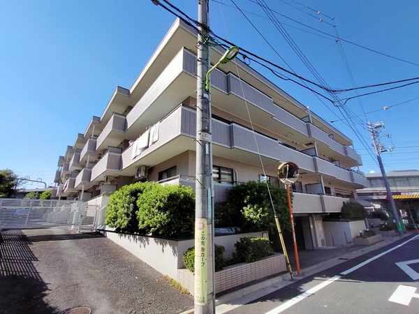 【グリュックヒューゲル】外観写真