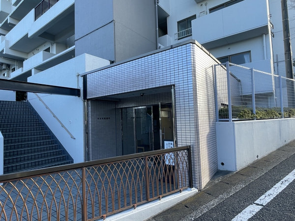 【コスモ宮前平】エントランス