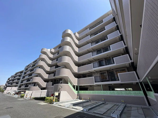 【ハイホーム稲毛チェリーヒルズ】外観1