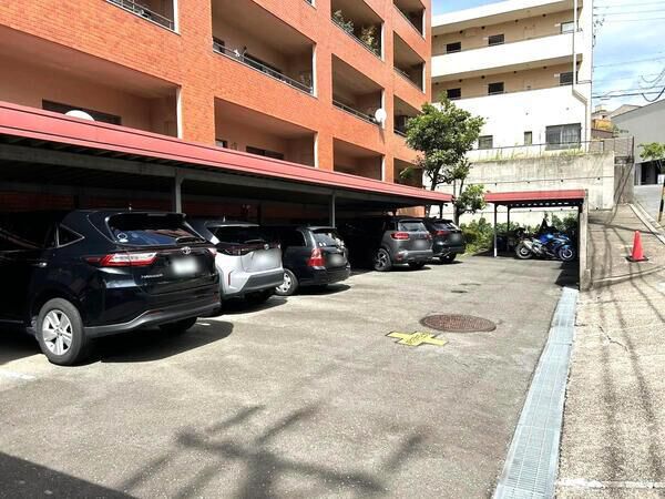 【ライオンズマンション覚王山第2】共用部分(駐車場) 【ライオンズマンション覚王山第2】共用部分(駐車場)