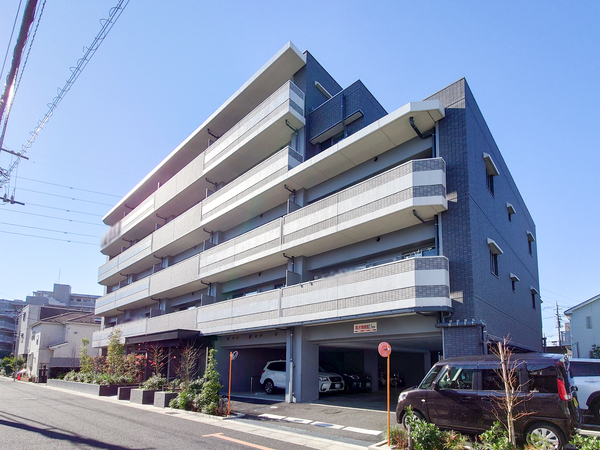 【アルファスマート東大宮】外観