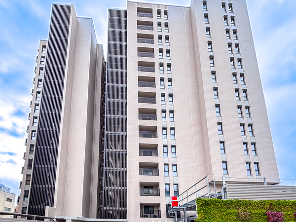 【グランドメゾン上町一丁目レジデンス】外観