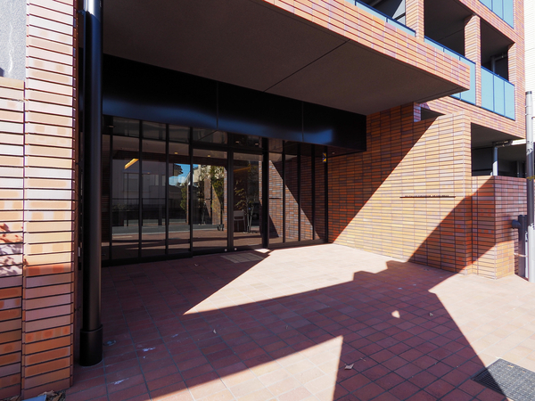 【ダイアパレス徳重グランヒルズ】エントランス