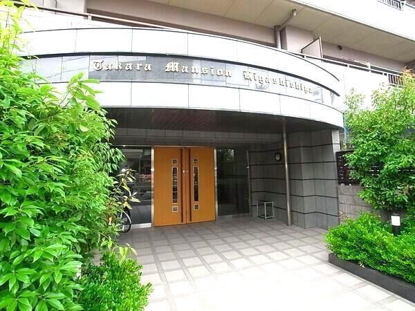 【宝マンション東志賀】エントランス