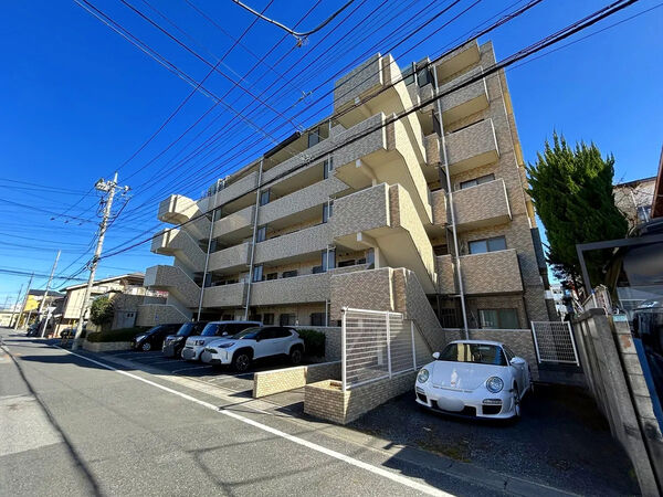 【東川口ローヤルコーポ】外観