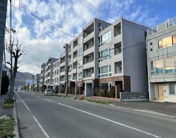 ラピスヴェルデ南23条