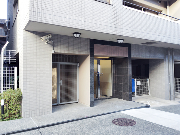 【サントハイム御所東】エントランス