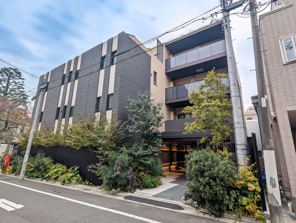 【オープンレジデンシア中野新井コート】外観