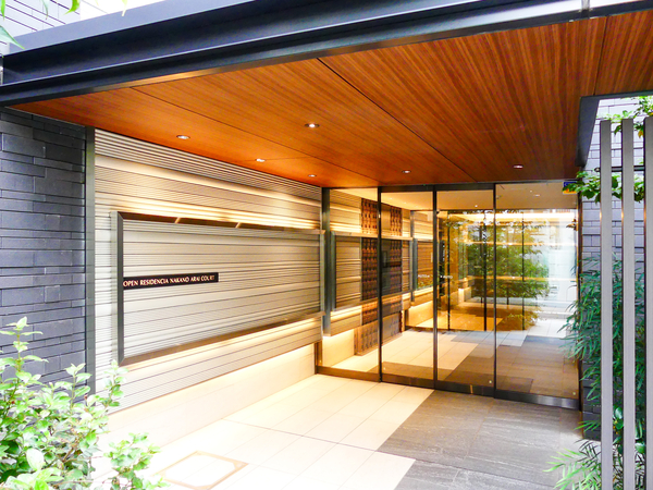 【オープンレジデンシア中野新井コート】エントランス