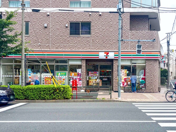 セブン-イレブン中野新井１丁目店まで約130m(徒歩2分)