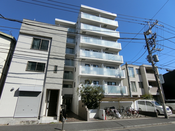 【アージョ横浜白楽】外観