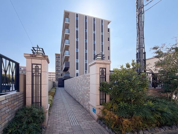 【プレサンスロジェ太秦天神川】外観 【プレサンスロジェ太秦天神川】外観