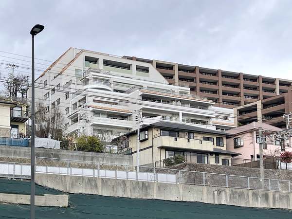 【アンベェルビュー須磨】外観