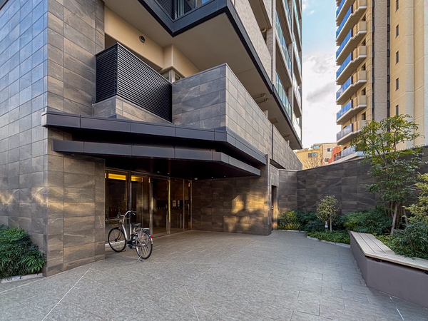 【ジェイグラン天王寺堂ヶ芝】エントランス 【ジェイグラン天王寺堂ヶ芝】エントランス