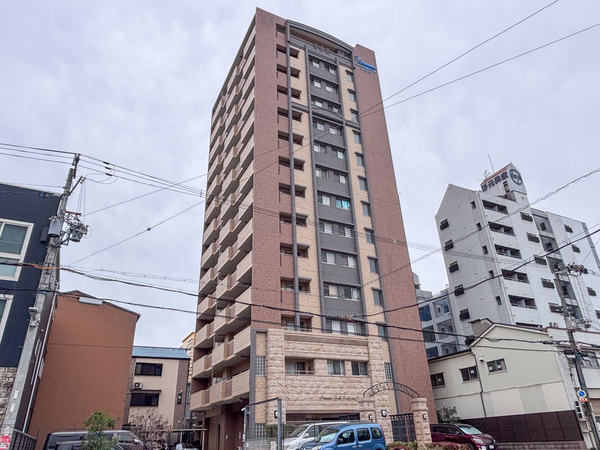 【プレサンス大阪ドーム前ファンタジア】外観