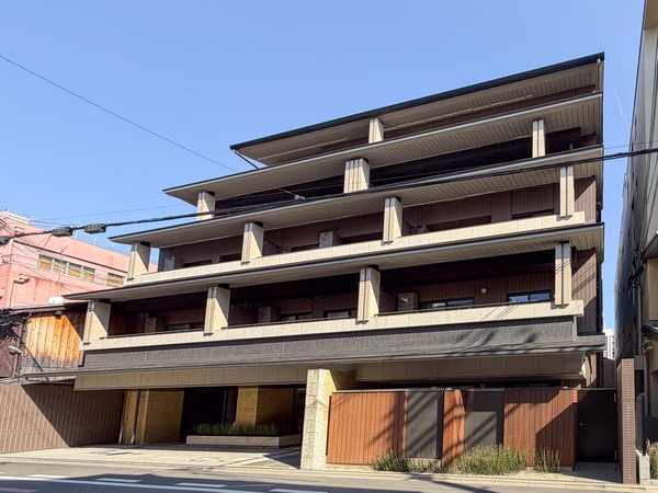 【グランリソシエ御所南夷町】外観