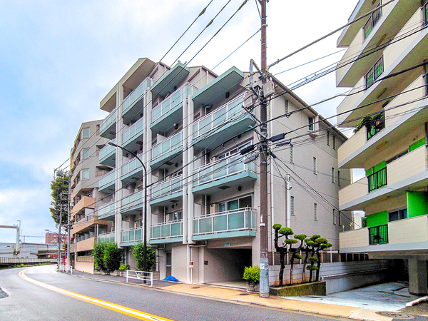 【D’クラディアイヴァン代々木参宮橋】外観