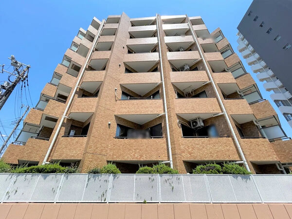 【ライオンズマンション平井】外観２