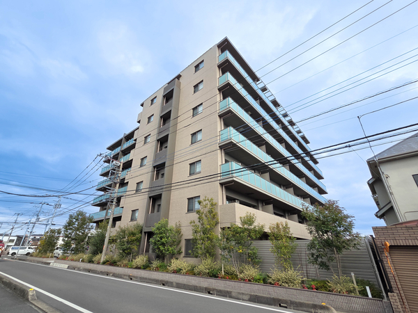 【ルピアコート越谷蒲生ブライトヴィラ】外観