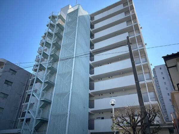 【新越谷ハウス】外観
